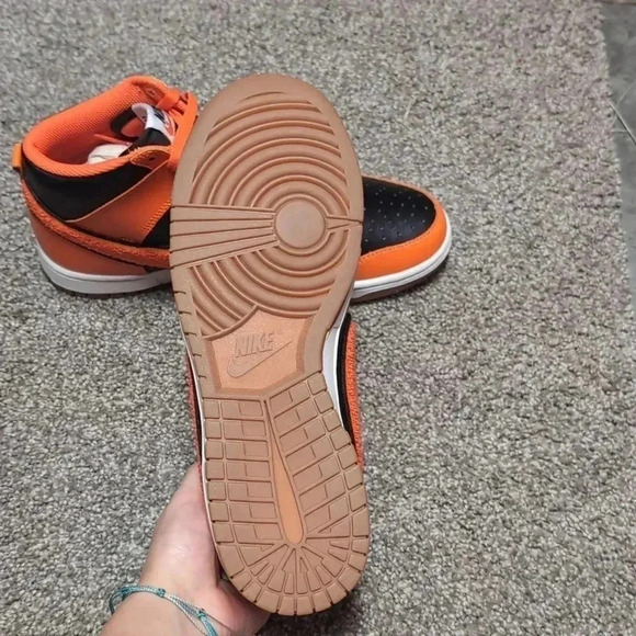 Nike Dunk High Retro University - Picture 6 of 7